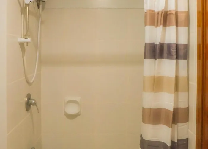 Casa - Traveler-friendly Near Malls, Nightlife & Hospitals In Horizons 101